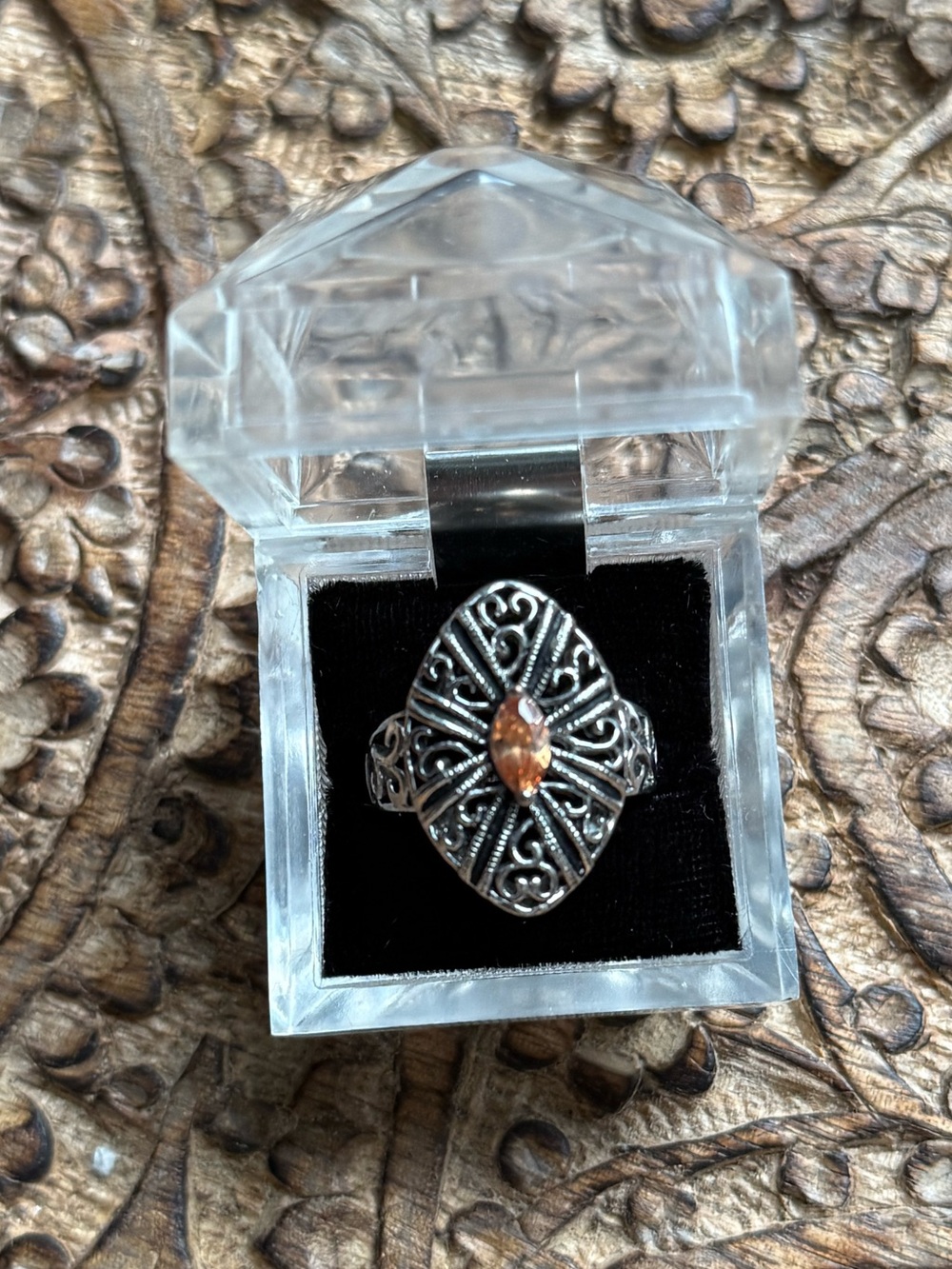 Vintage filigree ring size 6.5